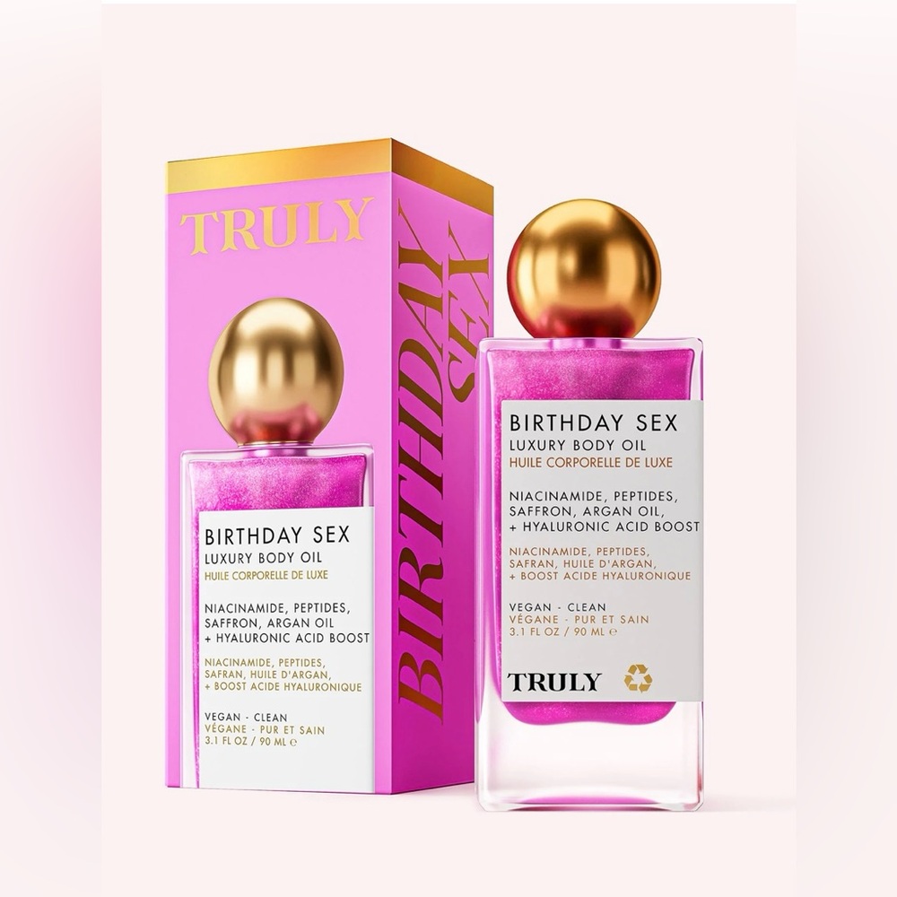 TRULY• Birthday Sex Pink Luxury Body Oil
